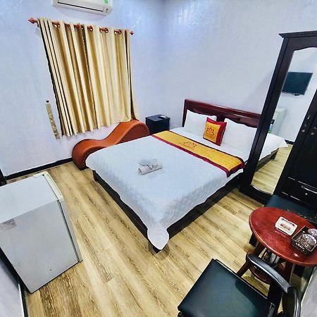 Hotel Khach San Sao Mai Ho Či Minovo Město Exteriér fotografie