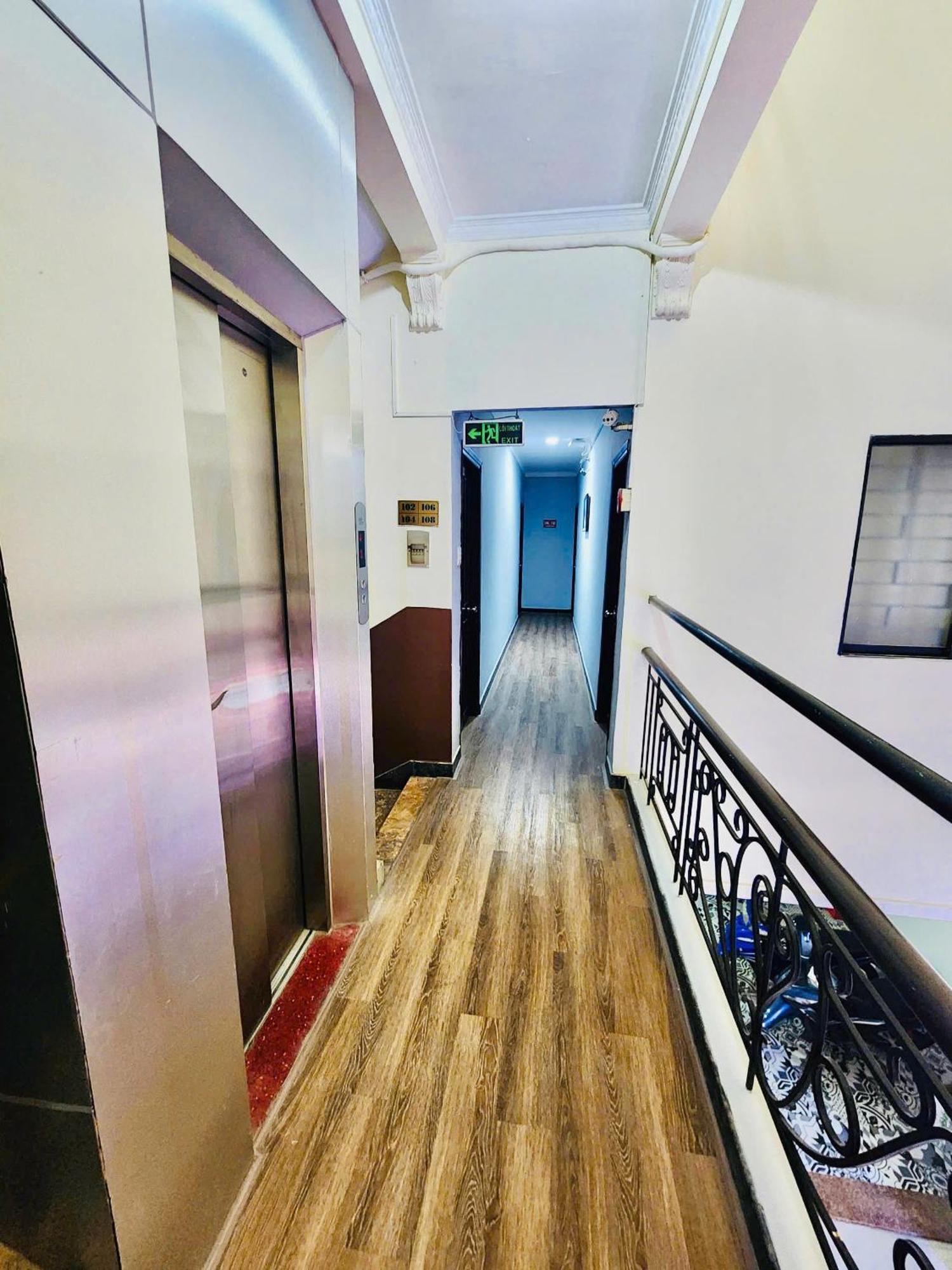 Hotel Khach San Sao Mai Ho Či Minovo Město Exteriér fotografie